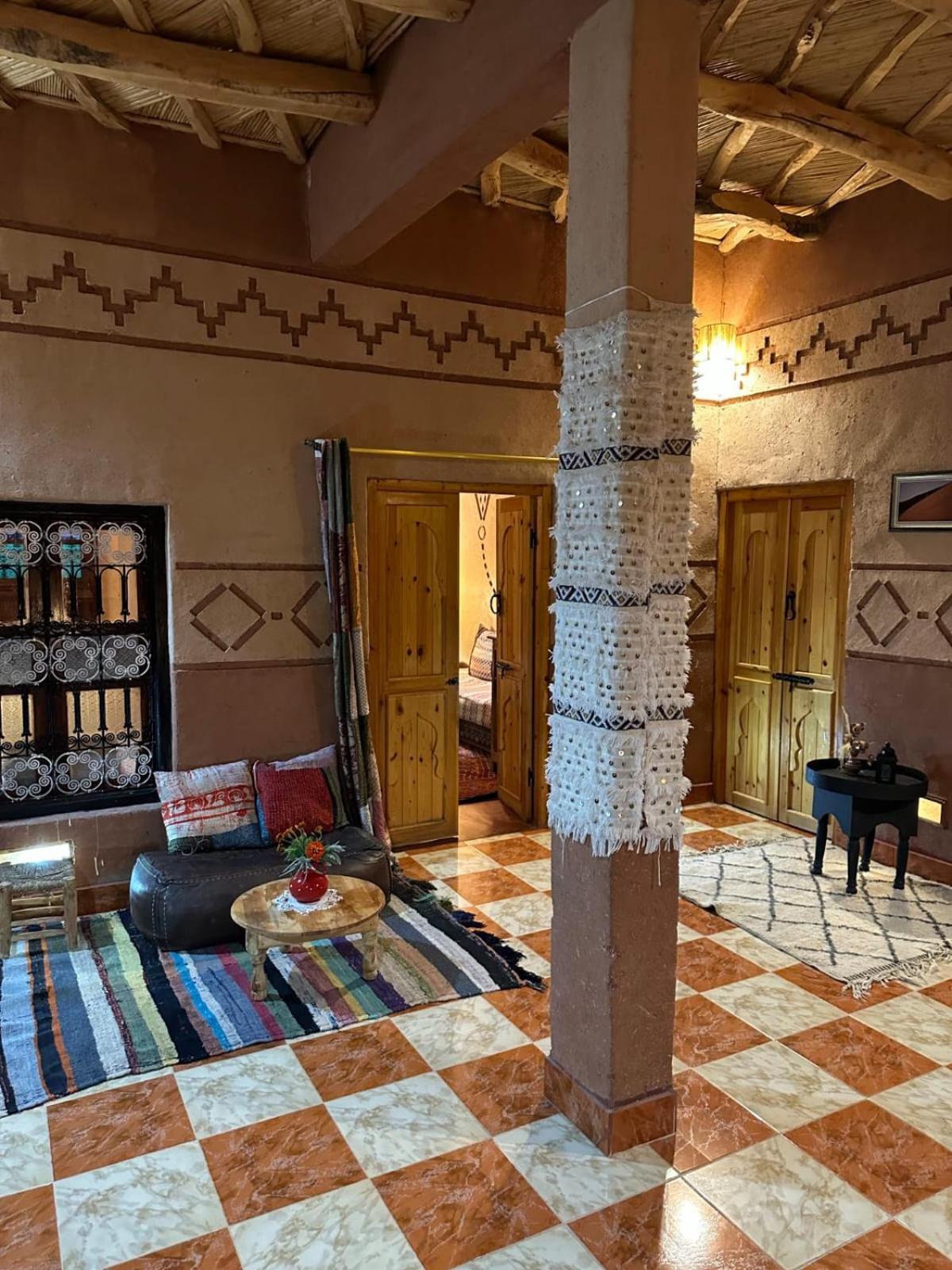 Maison D'Hotes Izza Kelaat-M'Gouna 외부 사진